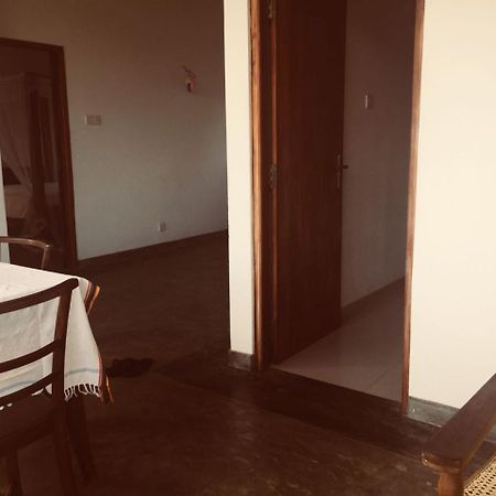 Ocean On House Guest House Unawatuna Exterior photo